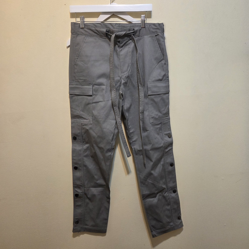 Men New Young & Reckless Chase Dreams Drawsting Gray Cargo Snap Pants Size Small